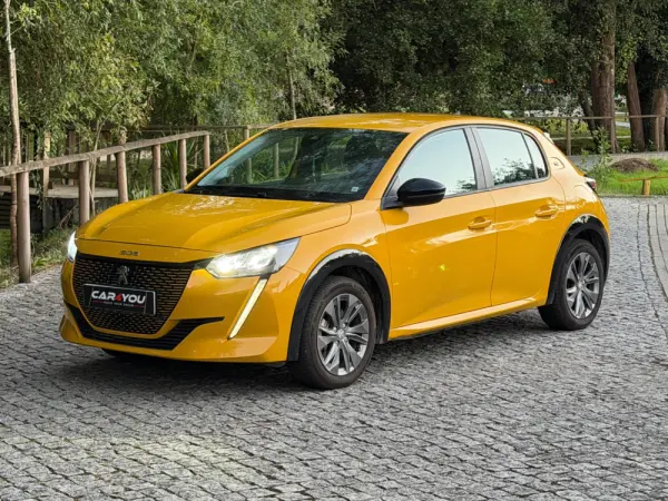Peugeot e-208 Active 4