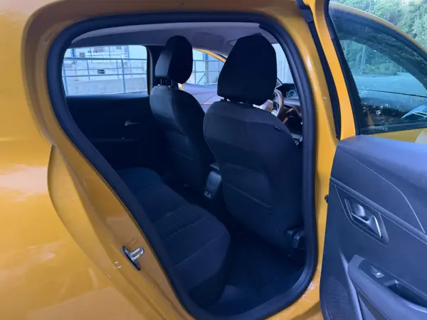 Peugeot e-208 Active 20