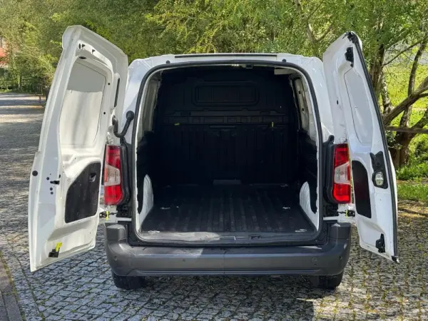 Peugeot Partner 1.5 BlueHdi Premium Standard 8