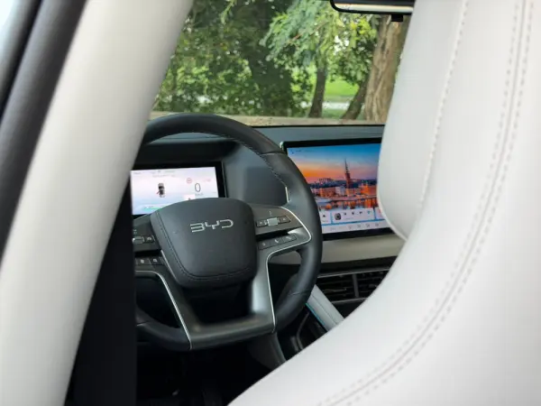 BYD Atto 2 45.1 kWh Boost 13