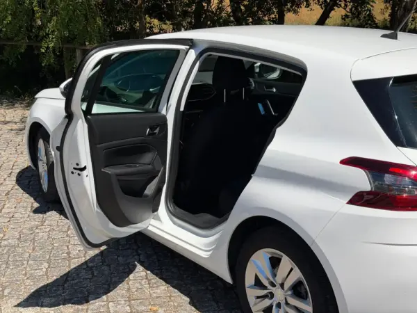 Peugeot 308 1.5 BlueHDi Active Pack 17