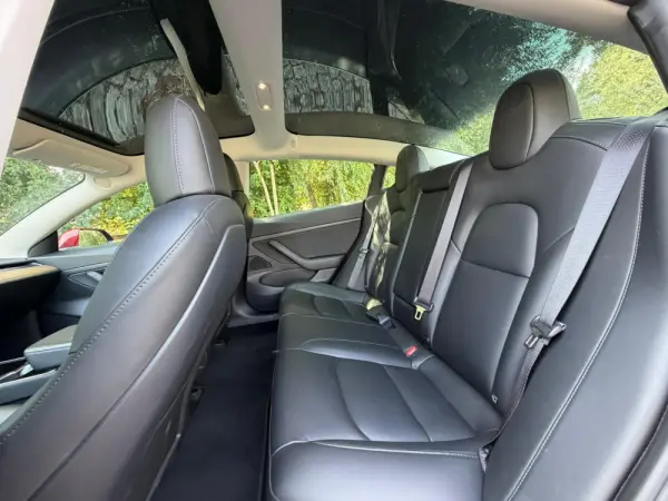Tesla Model 3 Standard Range Plus RWD 34