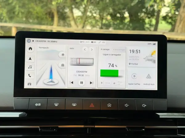 MG MG4 64 kWh Luxury 18