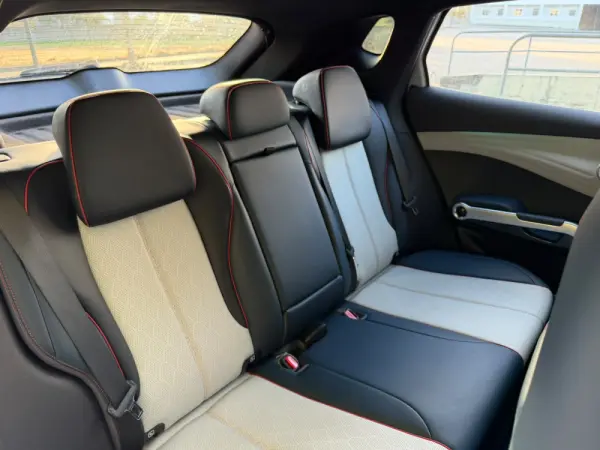 BYD Atto 3 60.48 kWh Design 39