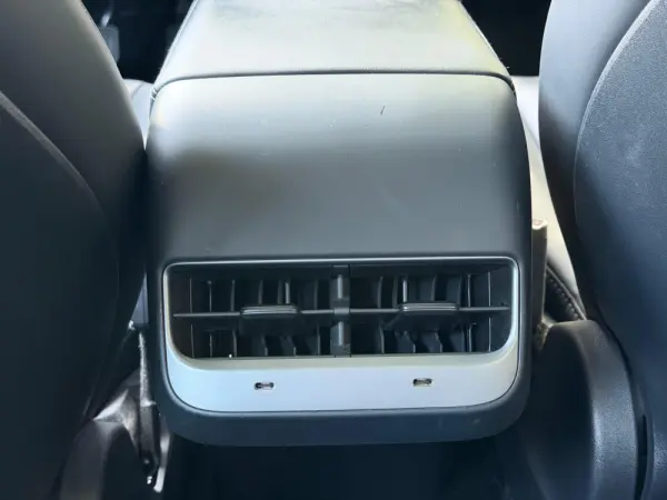 Tesla Model 3 Standard Range Plus RWD 35