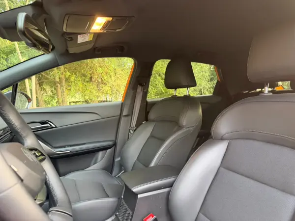 MG MG4 64 kWh Luxury 36