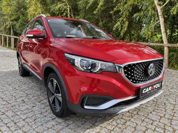 MG ZS EV 44.5 kWh Luxury 3