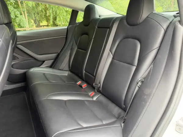 Tesla Model 3 Standard Range Plus RWD 36