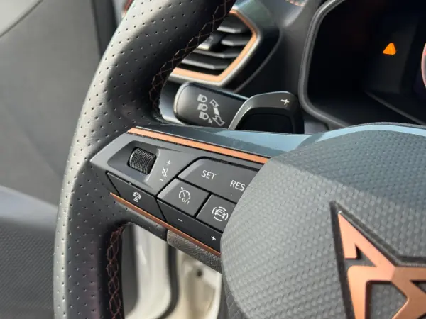 Cupra Formentor 1.4 e-Hybrid DSG VZ 19