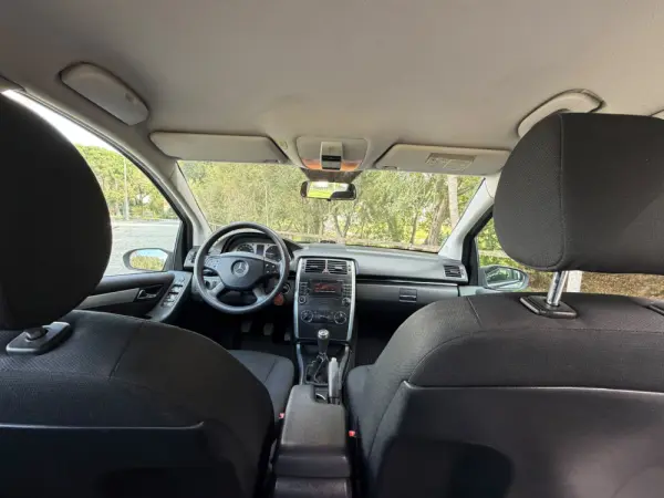 Mercedes-Benz B 180 CDi 13