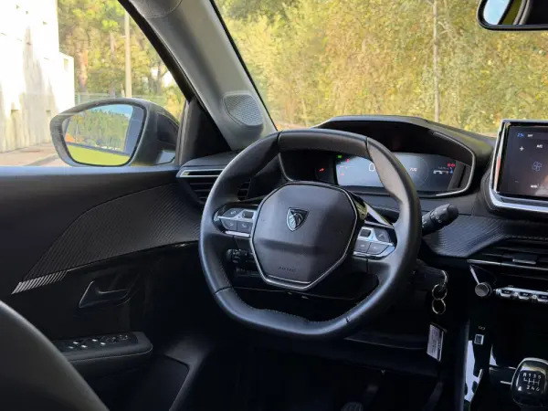 Peugeot 208 1.2 PureTech Allure 35
