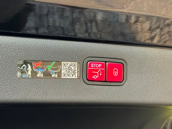 Mercedes-Benz EQS 580 4Matic Electric Art 23