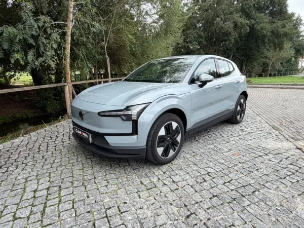 Volvo EX30 69 kWh Single Motor Extended Range Plus 6