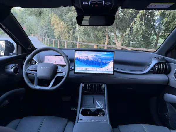 BYD Atto 3 EVO 74.8 kWh Design 17