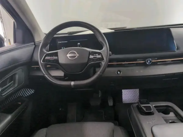 Nissan Ariya 63 kWh Advance 6