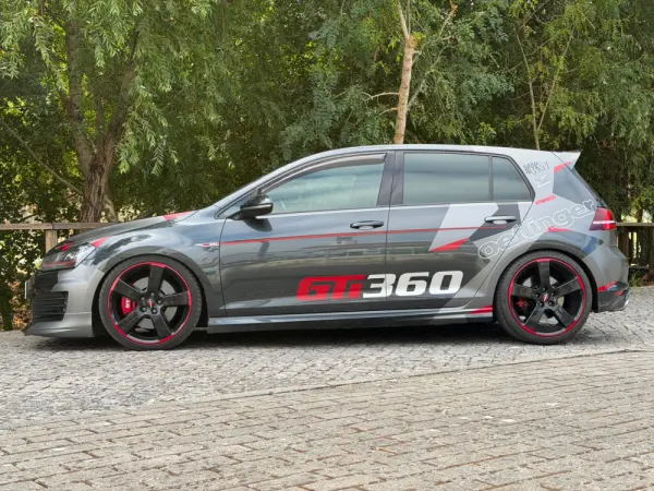 Volkswagen Golf 2.0 TSi R DSG 12