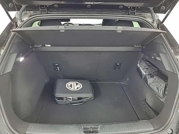MG MG4 64 kWh Comfort 5