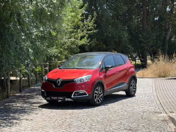 Renault Captur TCe 120 EDC Helly Hansen 11