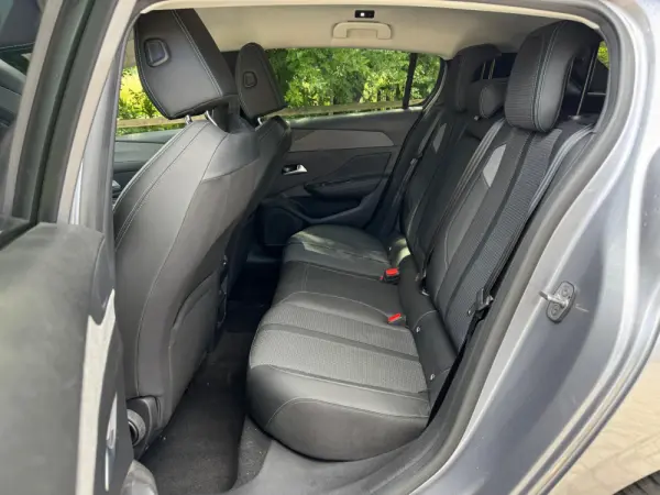 Peugeot 308 1.2 PureTech Allure Pack 30