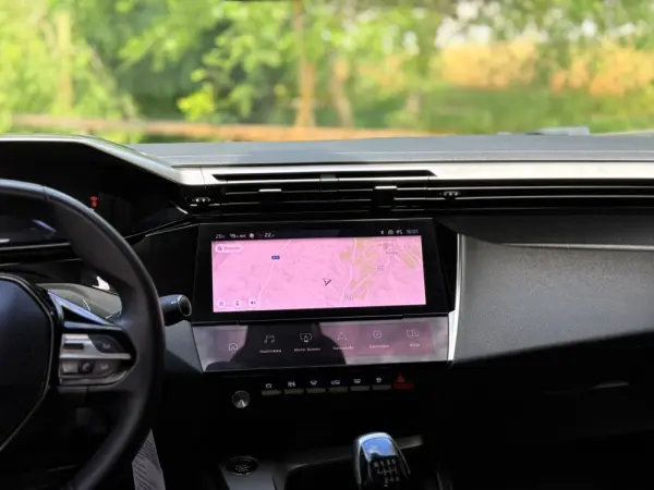 Peugeot 308 1.2 PureTech Allure 17
