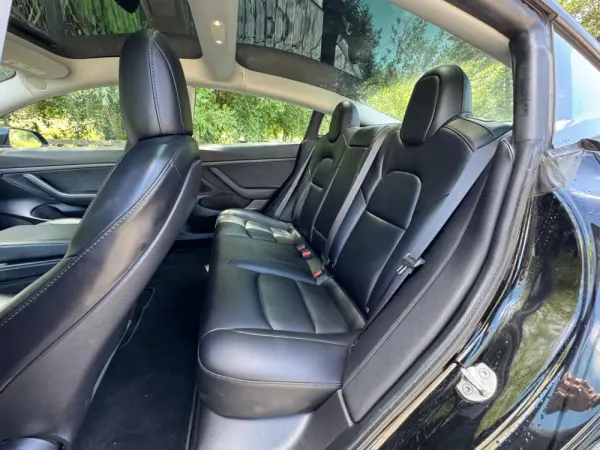 Tesla Model 3 Standard Range Plus RWD 27