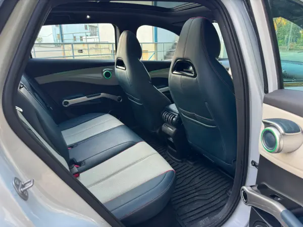 BYD Atto 3 60.48 kWh Design 39