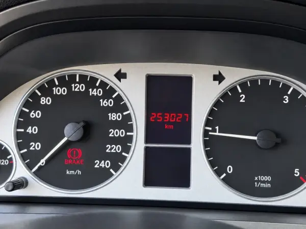 Mercedes-Benz B 180 CDi 22