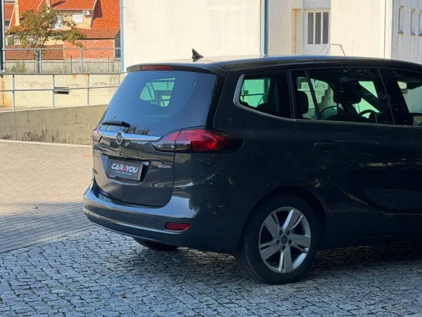 Opel Zafira 1.6 CDTi Executive 5