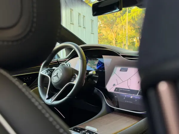 Mercedes-Benz EQS 580 4Matic Electric Art 32