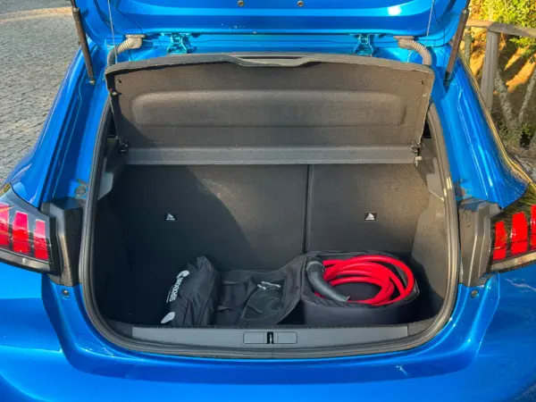 Peugeot e-208 50 kWh Active Pack 13