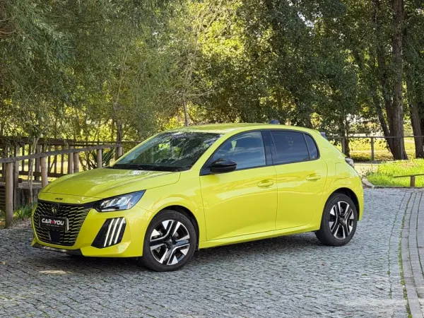 Peugeot 208 1.2 PureTech Allure 4
