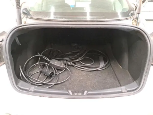 Tesla Model 3 Performance Dual Motor AWD 3