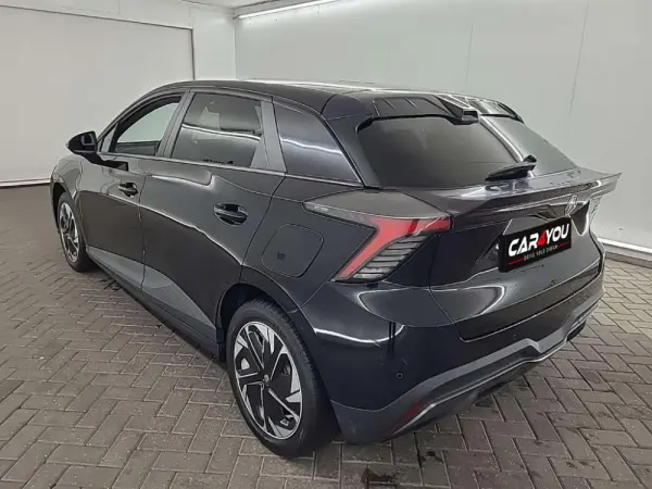 MG MG4 64 kWh Comfort 4