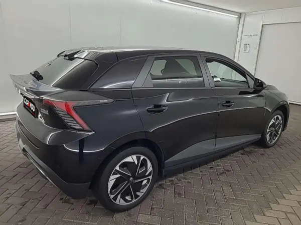 MG MG4 64 kWh Comfort 2