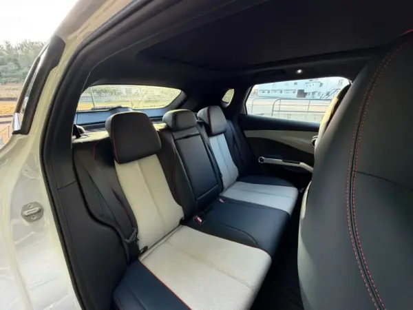 BYD Atto 3 60.48 kWh Design 38