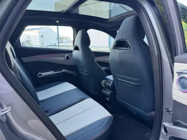BYD Atto 3 60.48 kWh Design 29