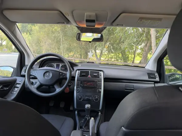 Mercedes-Benz B 180 CDi 15