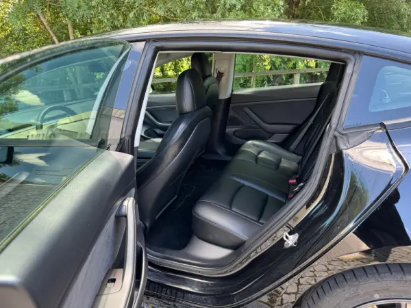 Tesla Model 3 Standard Range Plus RWD 26