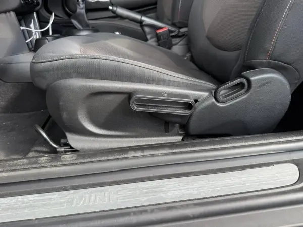 MINI 3 Portas One D 25