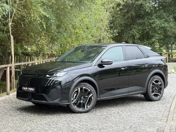Peugeot E-3008 73 kWh Allure 4