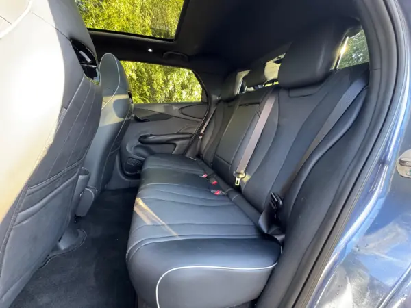 BYD Dolphin 60.4 kWh Design 34