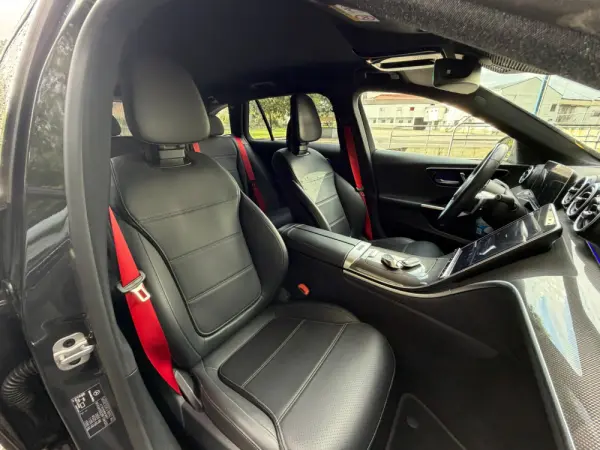 Mercedes-Benz C 300 e AMG Line 40