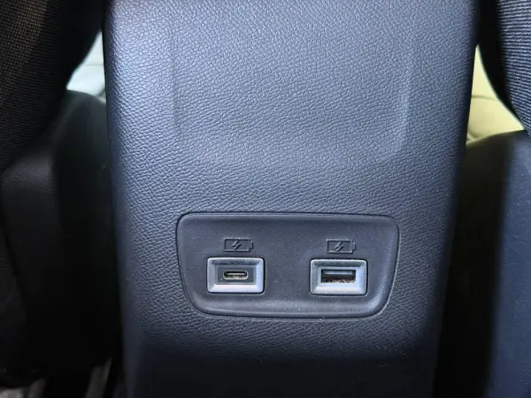 Peugeot 208 1.2 PureTech Allure 41