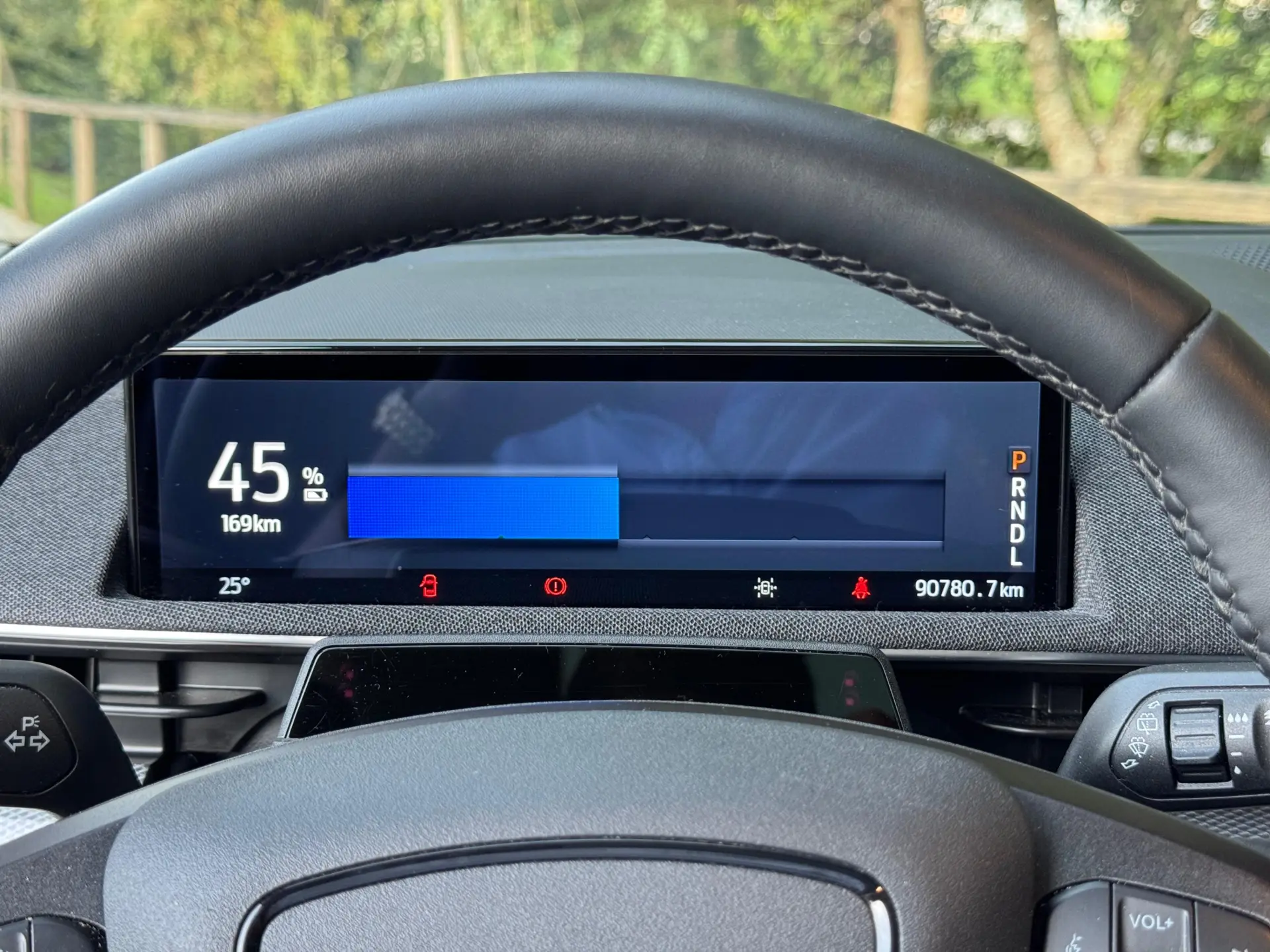 Ford Mustang Mach-E 75.7 kWh Base 20
