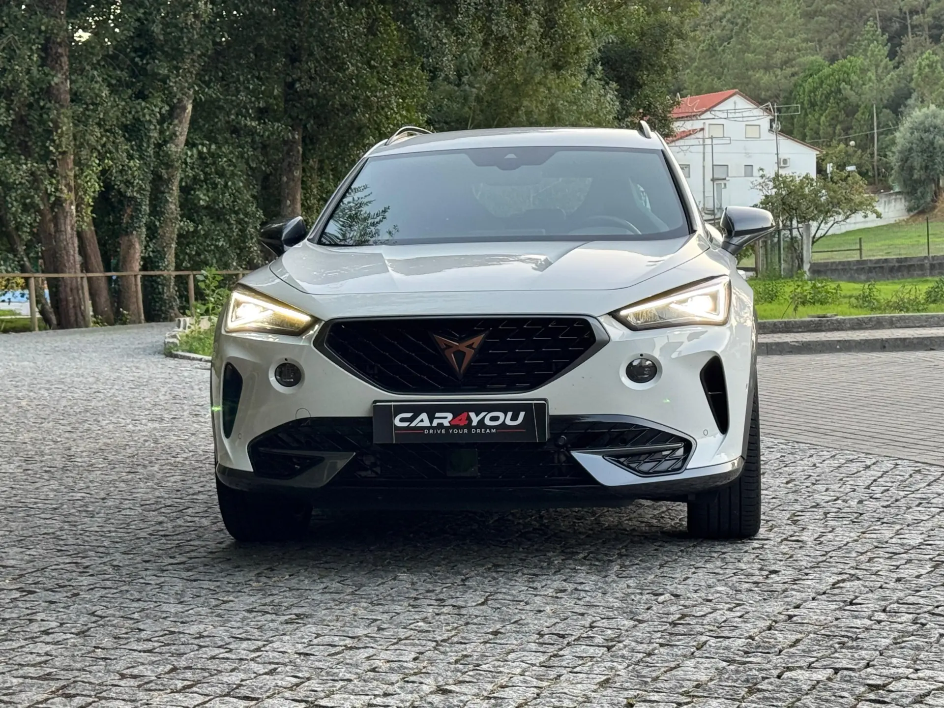 Cupra Formentor 1.4 e-Hybrid DSG VZ 5
