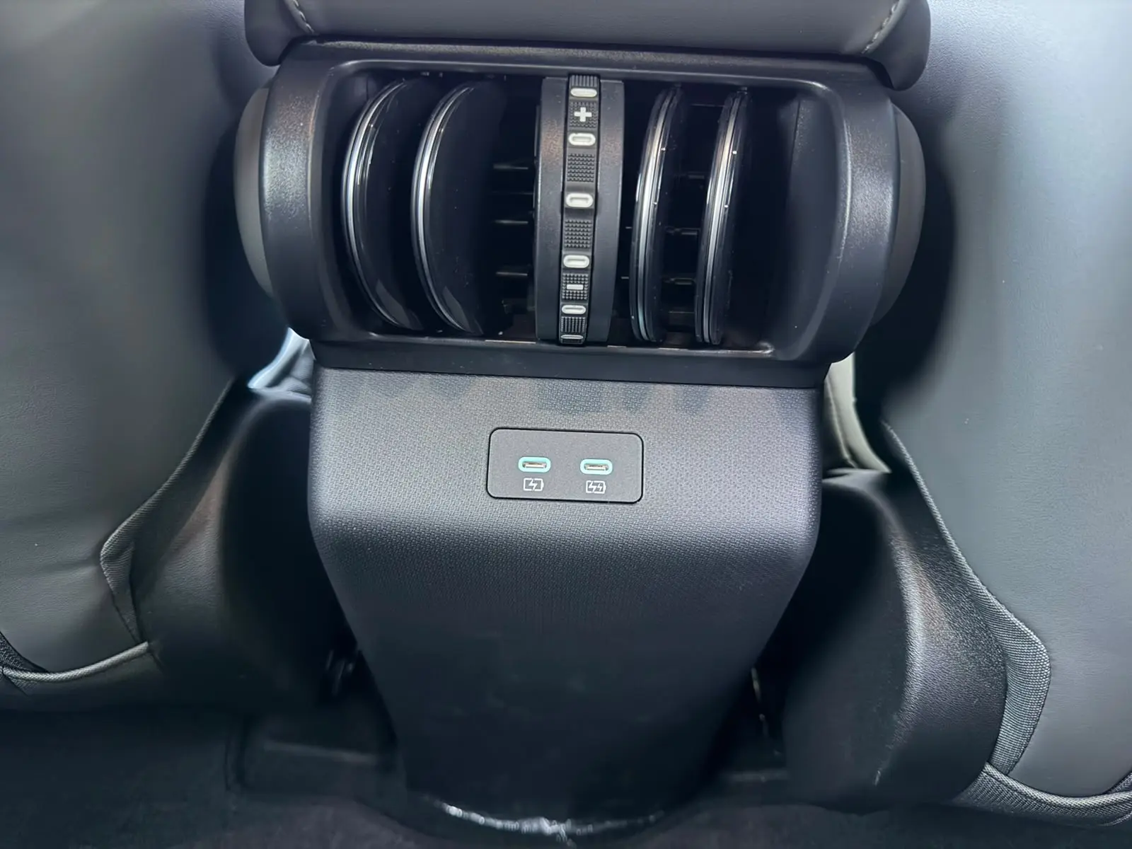 BYD Atto 3 EVO 74.8 kWh Design 41