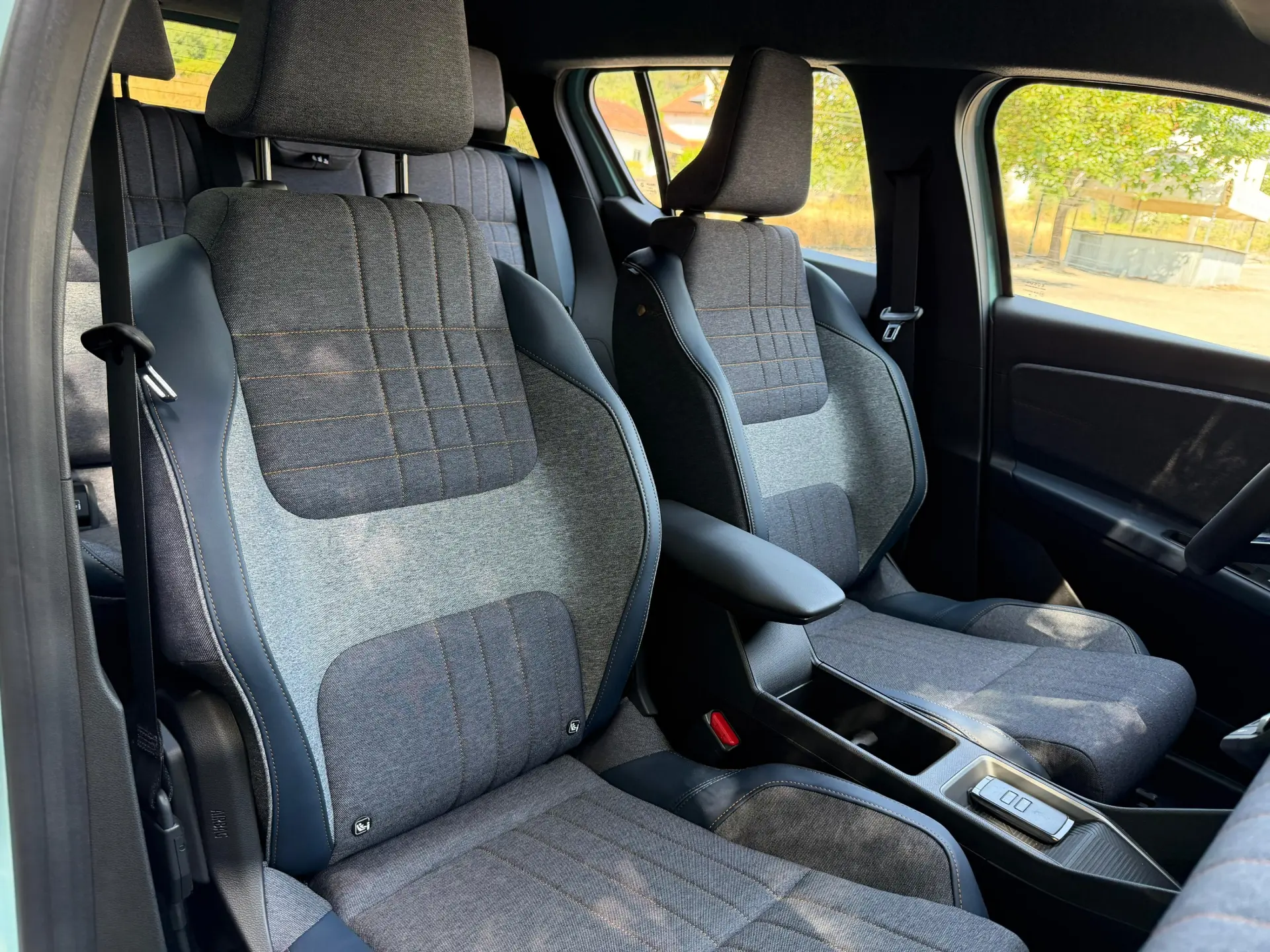 Renault 4 E-Tech 52 kWh Iconic Autonomia Conforto 40