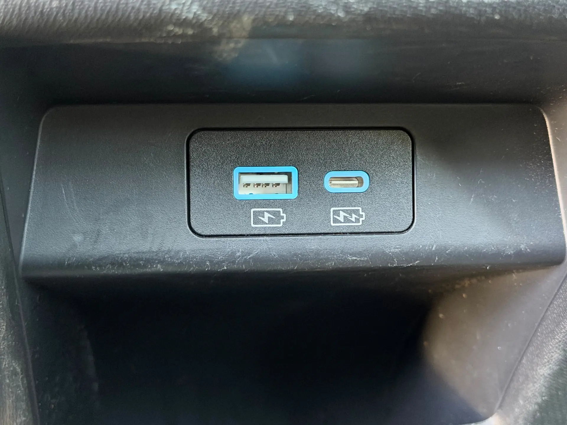 BYD Atto 3 60.48 kWh Design 44