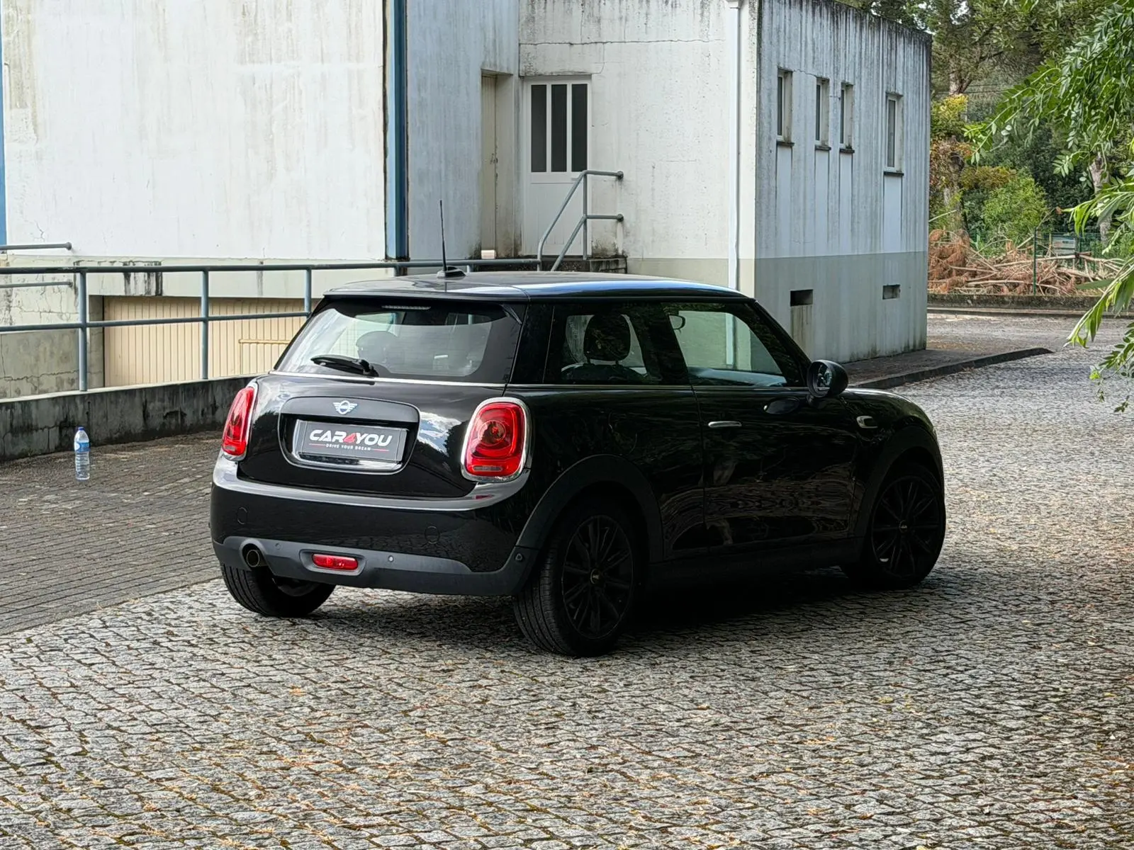 MINI 3 Portas One D 11
