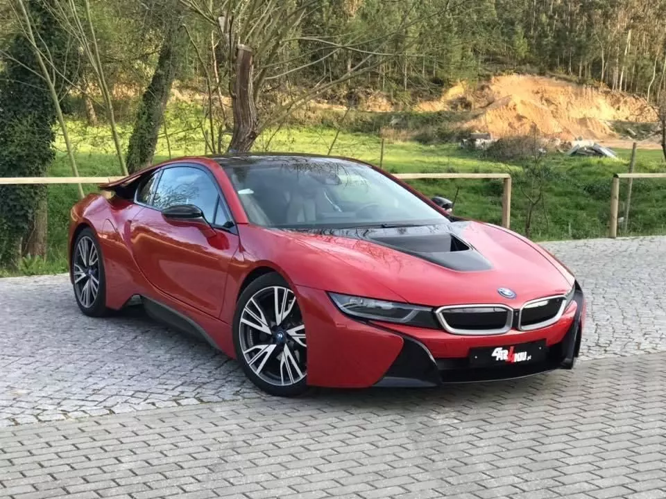 BMW i8 Coupé E-Drive 2